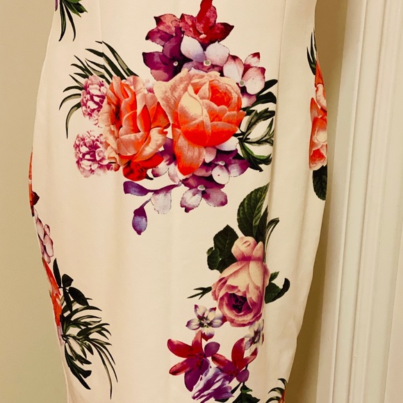 Stunning Floral Midi EUC - Picture 6 of 7
